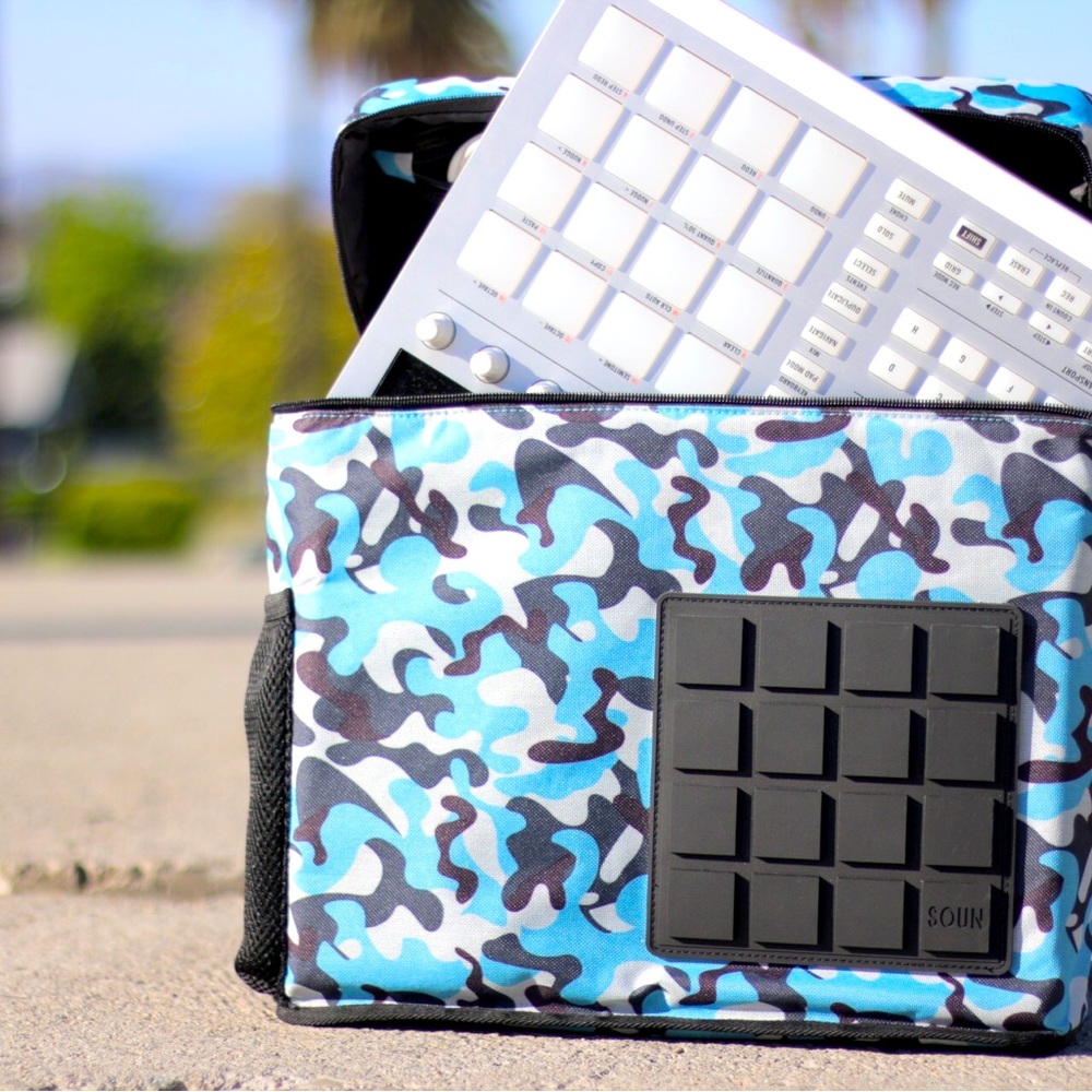 SOUN BAG • BLUE Camo